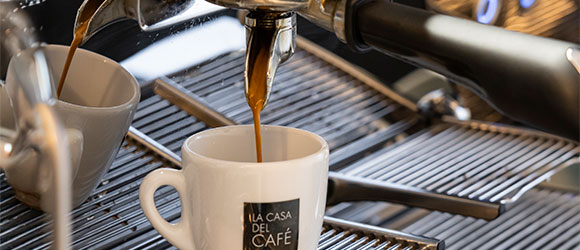 Cómo hacer café espresso perfecto en casa (guía paso a paso) 1 Cómo hacer café espresso perfecto en casa (guía paso a paso)
