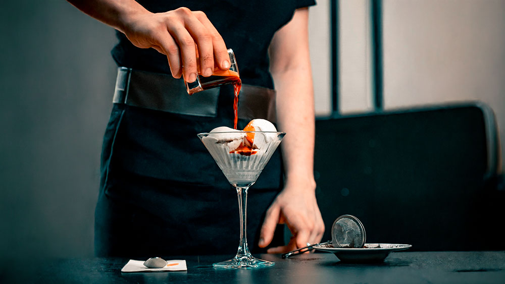 Café affogato: qué es, cómo prepararlo en casa y por qué enamora a los amantes del café 2 café affogato paso a paso